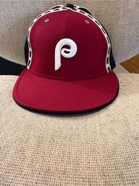 Philadelphia Phillies new era cooperstown collection MLB hat.